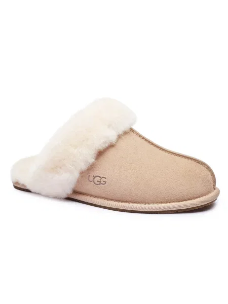 UGG Szigetelt otthoni cipő W SCUFFETTE II gyapjú hozzáadásával