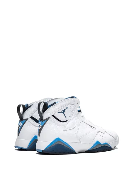 Retro tenisky Jordan bílé
