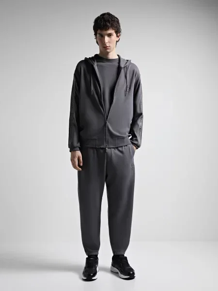 Спортивные штаны Armani Exchange серые
