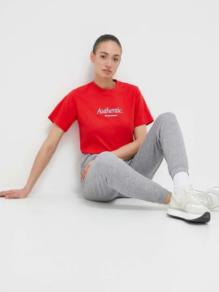 Тениска New Balance червено