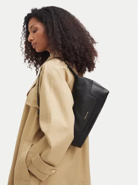Torbica MICHAEL Michael Kors Teddi crna