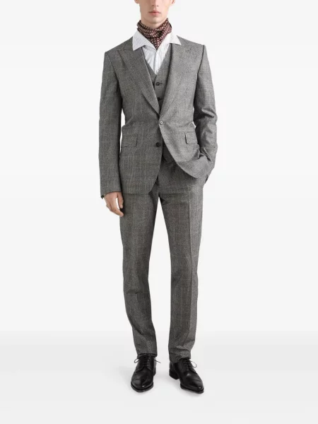 Costum Dolce & Gabbana în carouri de costum gri