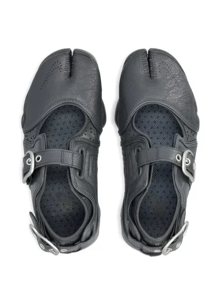 Decupat pantaloni scurți Nike Cortez cu cataramă din poplin alb