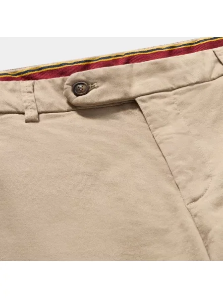 Сhinosy Brooks Brothers ze stretchu beżowe