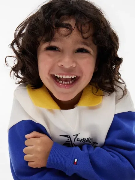 Суитчър Tommy Hilfiger бяло