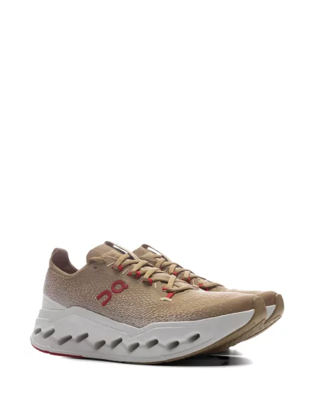 Sneakerși On