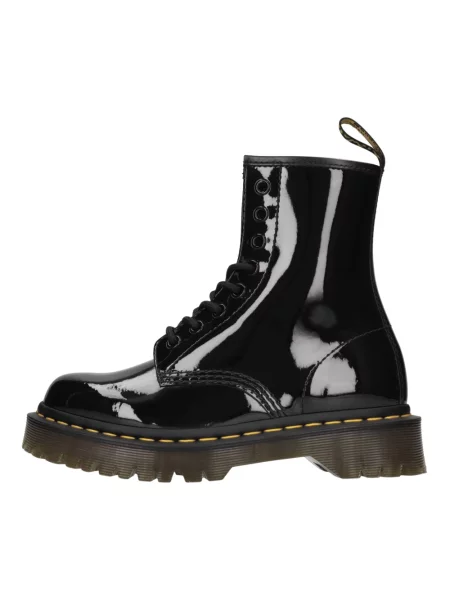Lakierowane botki Dr. Martens sznurowane skórzane czarne