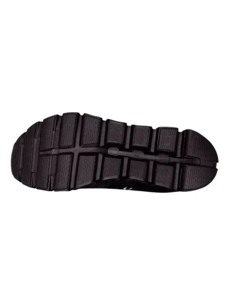 Pantofi On negru