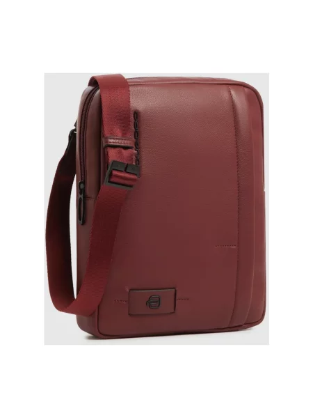 Torba crossbody Piquadro skórzana czerwona