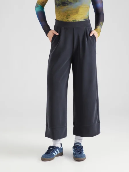 Rich & Royal Pantaloni cutați negru