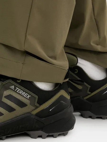 Велурени маратонки Adidas Gazelle на райета бяло