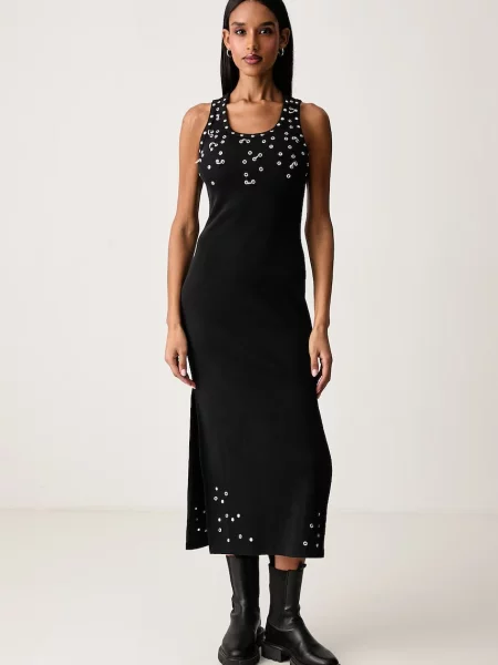 The Ragged Priest rochie din cu negru
