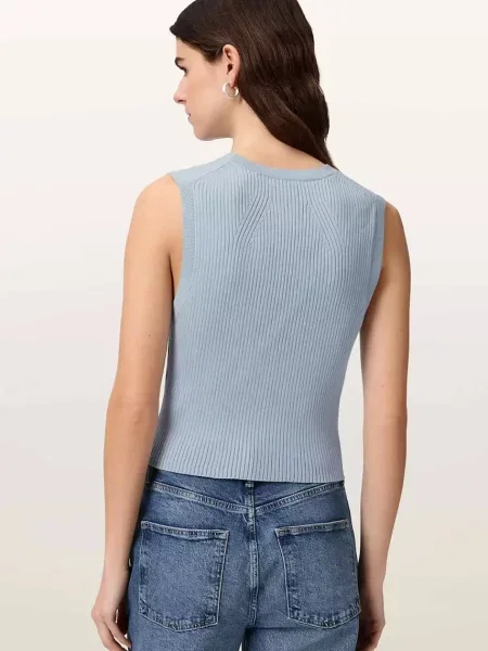 AllSaints топ