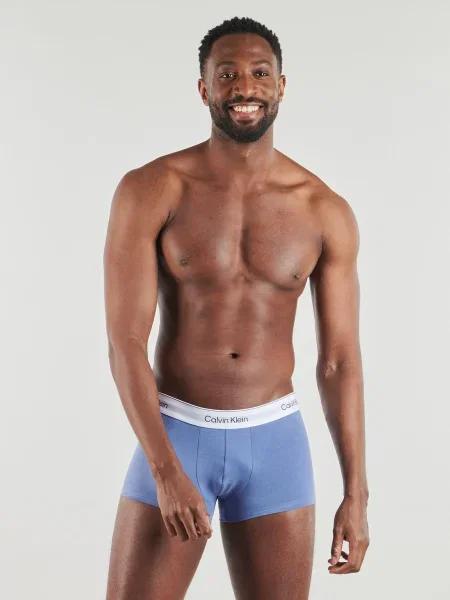 Boxerky Calvin Klein Jeans s nízkym pásom biela