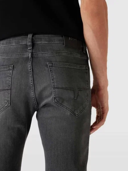 Jeansy o kroju regular fit z dodatkiem streczu model ‘Mitch’ Joop! Jeans szare