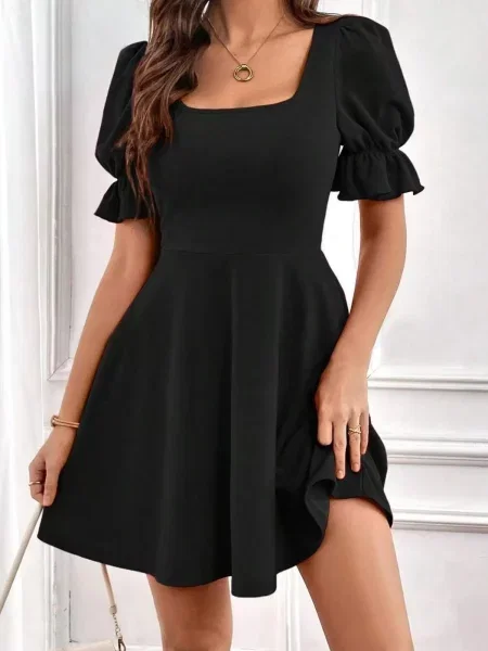 Rochie mini Dewberry cu mâneci balon din crep de costum negru
