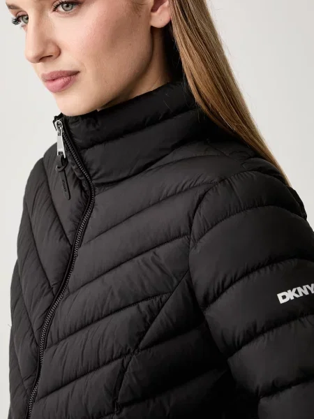 DKNY стьобана куртка