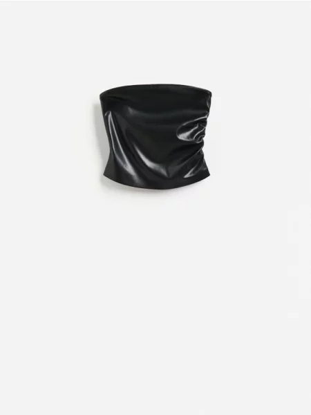 Reserved Top din imitație de piele negru