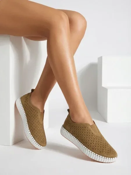 Sneakerși Resti alb