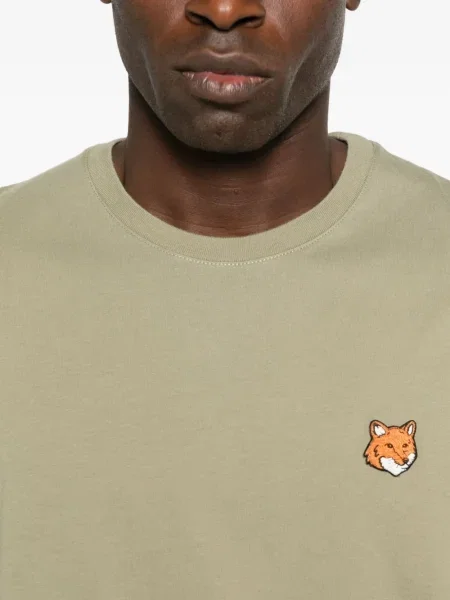 Tricou Maison Kitsune cu broderie verde