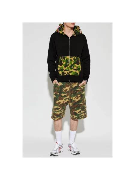 Szorty A Bathing Ape® w kamuflażu zielone
