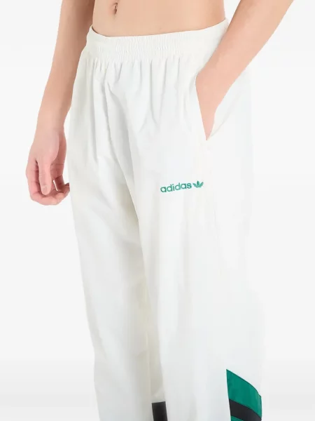 Бягане шорти Adidas на цветя корсет черно