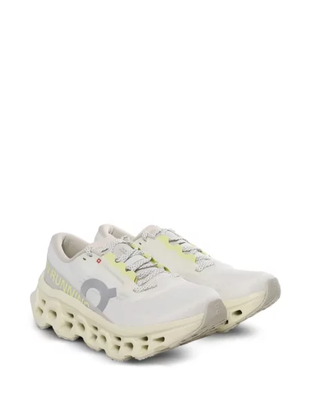 Sneakerși On cu imagine