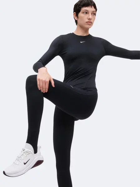 NIKE Športové nohavice čierna