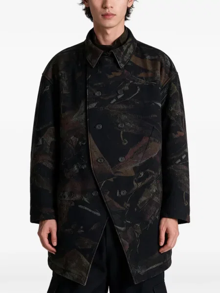Palton Yohji Yamamoto cu imprimeu abstract cu două rânduri de nasturi negru