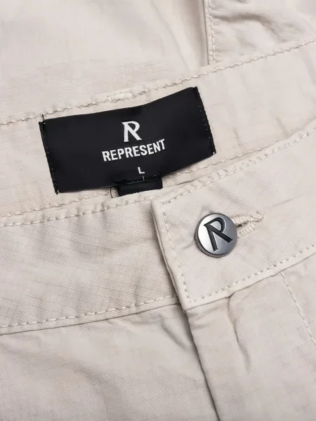 Pantaloni scurți cargo Represent de in