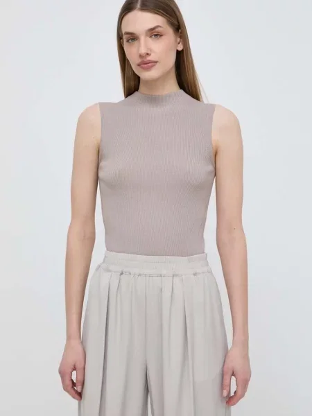 Елек BOSS от лека материя с ниско поло бежово