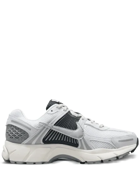 Sneakerși Nike Phantom cu strasuri gri