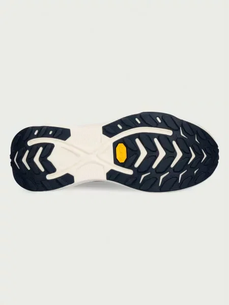 Кроссовки Hoka