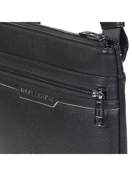 Ľadvinka Armani Exchange bez podpätku čierna