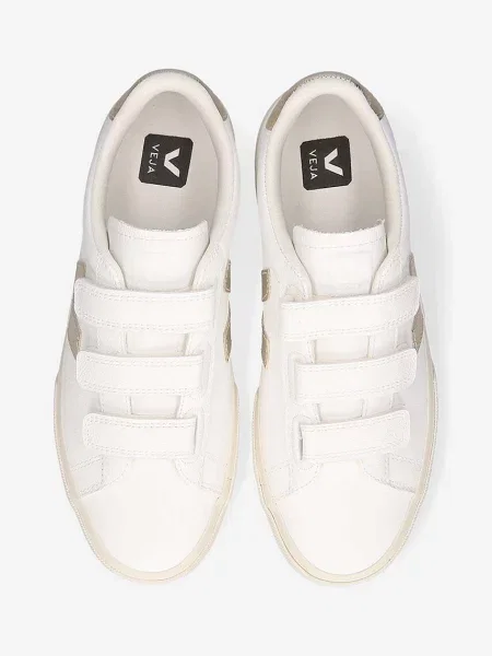 Шкіряні кросівки Veja Recife Logo Chromefree Recife Logo білий