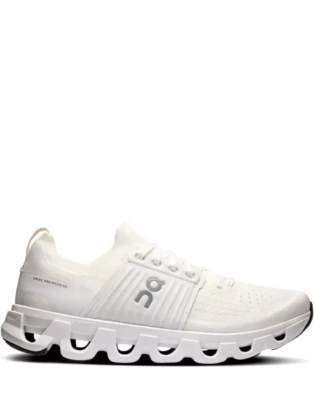 Бягане маратонки On-running бяло