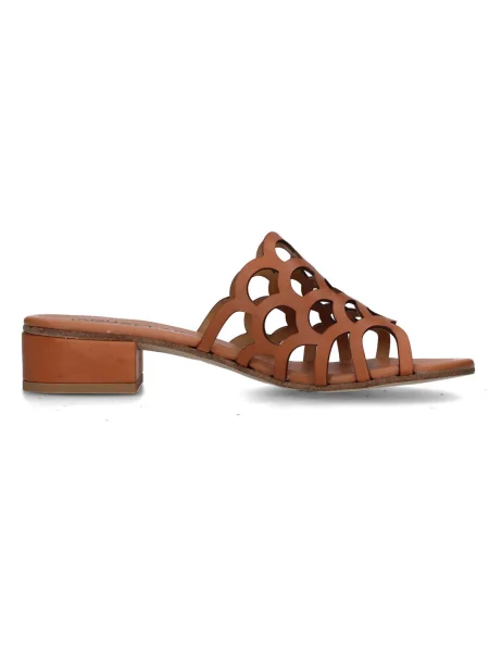 Pantofi Aquaclara maro