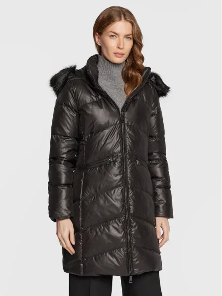 Calvin Klein Зимно палто Essential черен