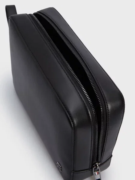 Кожаная косметичка Tommy Hilfiger черная