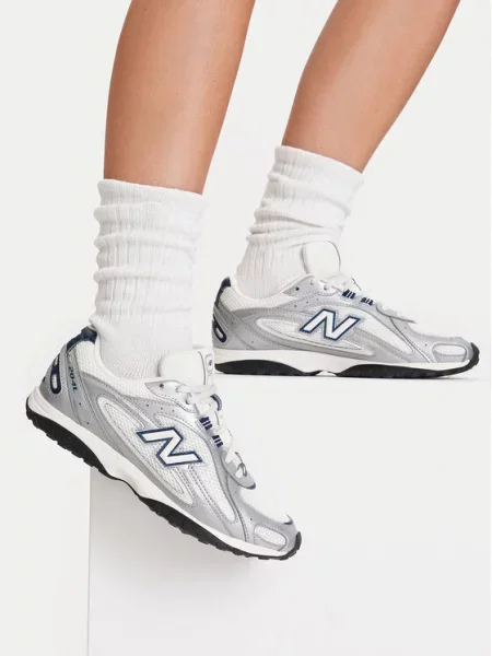 Αθλητικά New Balance Έγχρωμο