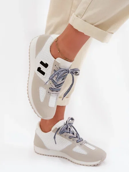 Маратонки Boto с връзки бяло