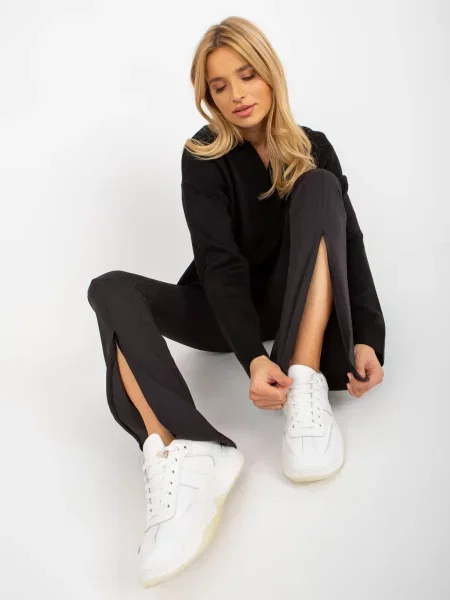 Pantaloni Fashionhunters negru