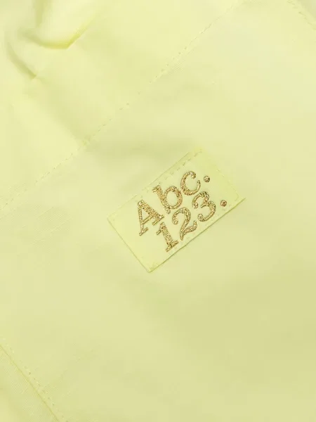 Pantaloni scurți Advisory Board Crystals cu cataramă de cristal galben