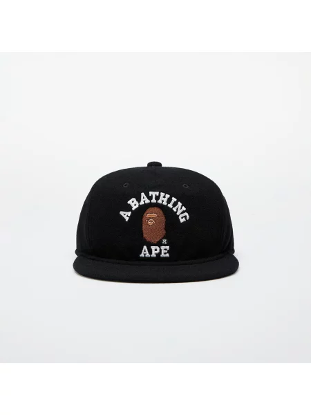 Вовняна кепка A Bathing Ape з аплікацією чорна