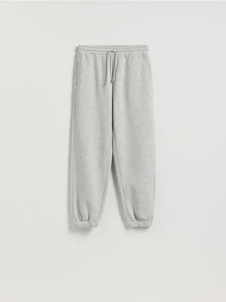 Reserved Teplákové nohavice so sťahovacou šnúrkou svetlošedá