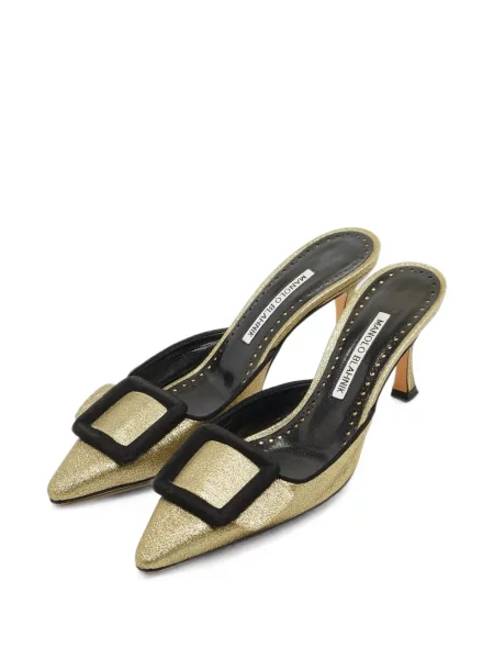 Papuci tip mules Manolo Blahnik cu cataramă