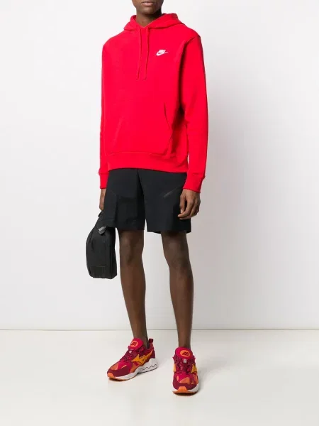 Haftowana bluza z kapturem Nike czerwona