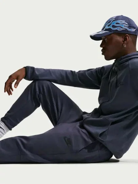 Спортивные штаны Nike серые