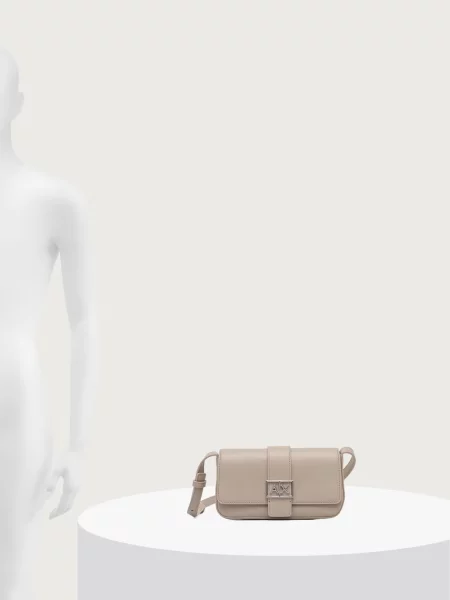 Кожаная сумка через плечо Armani Exchange