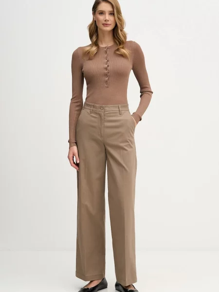 Светр Sisley легкий коричневий